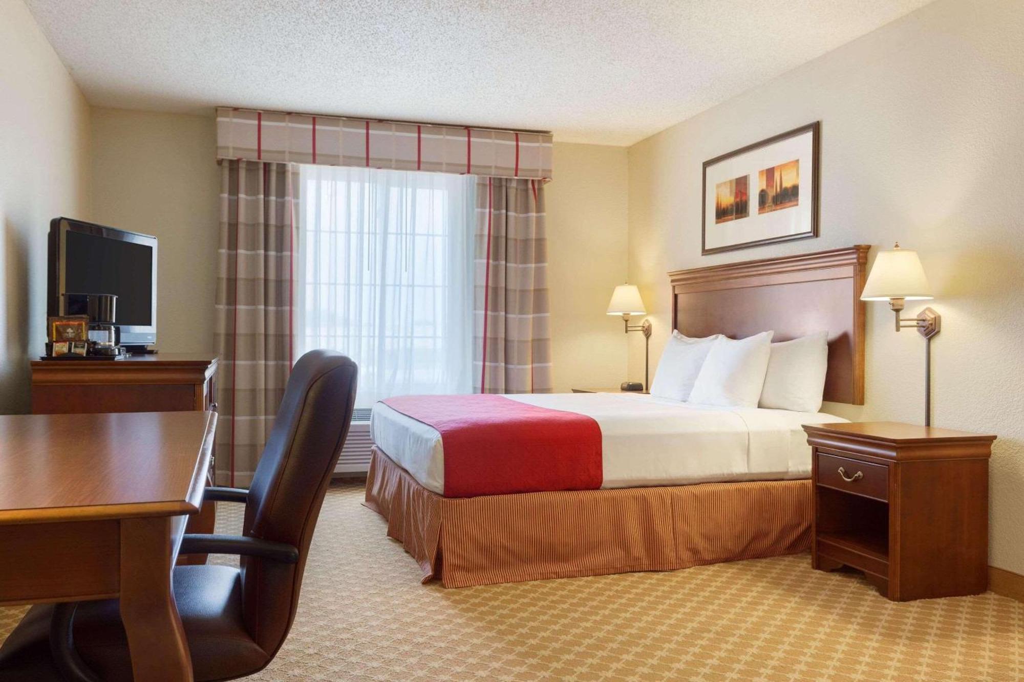 Country Inn & Suites By Radisson, Nevada, Mo エクステリア 写真
